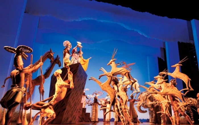 Il-Re-Leone-musical-per-studenti-in-vacanza-studio-a-Londra