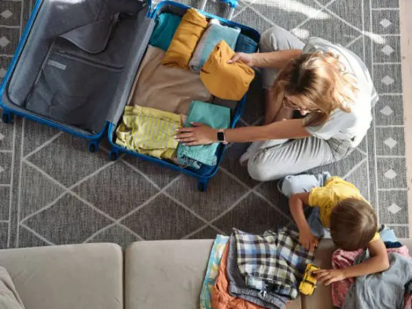 Passaporto Di Viaggio Russo Con Modulo Di Domanda Di Visto Schengen Sanzioni Emigrazione Immigrazione 134969195