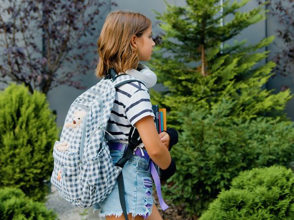 Il ruolo dell’accompagnatore italiano nelle vacanze studio: supervisione, supporto agli studenti e gestione del gruppo all’estero Il ruolo dell’accompagnatore italiano nelle vacanze studio: supervisione, supporto agli studenti e gestione del gruppo all’estero