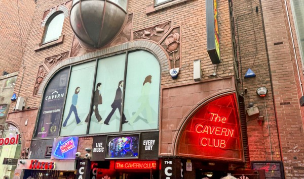 The-Cavern-Club-a-Liverpool-primo-palcoscenico-dei-Beatles