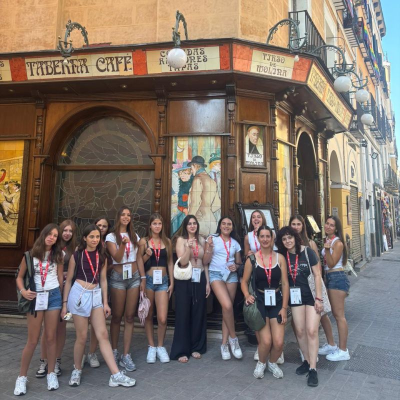 Situazioni che un Group Leader deve saper gestire durante una vacanza studio imprevisti, esigenze degli studenti, organizzazione del gruppo e assistenza durante il soggiorno all’estero