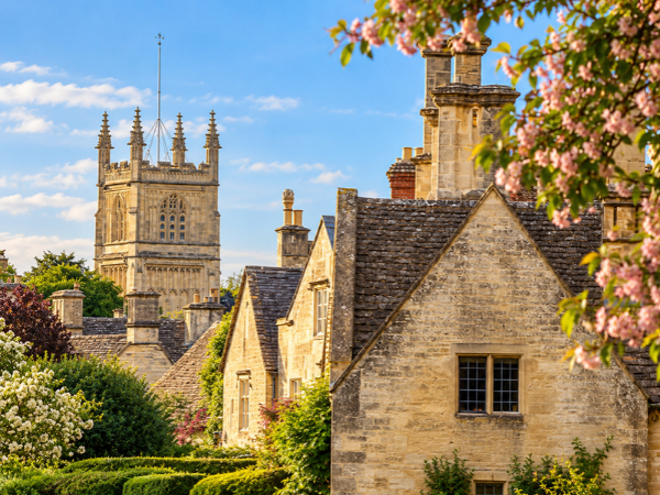 Bellissimo scorcio della Royal Agricultural University di Cirencester Bellissimo scorcio della Royal Agricultural University di Cirencester